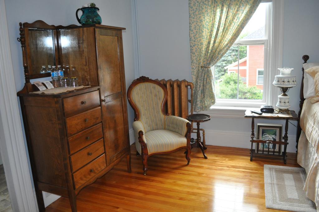 Summerside Inn Bed And Breakfast Chambre photo