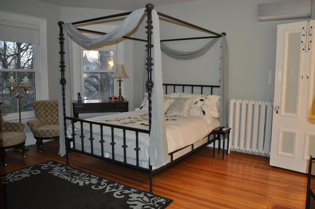 Summerside Inn Bed And Breakfast Extérieur photo