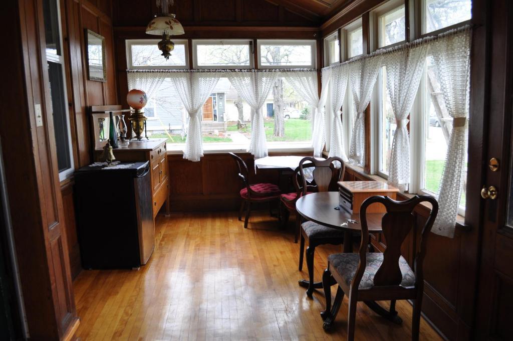 Summerside Inn Bed And Breakfast Extérieur photo