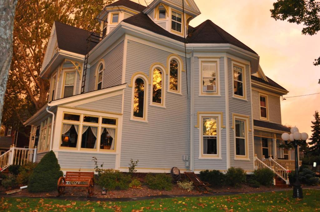 Summerside Inn Bed And Breakfast Extérieur photo