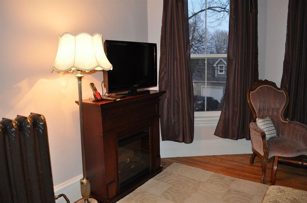 Summerside Inn Bed And Breakfast Extérieur photo