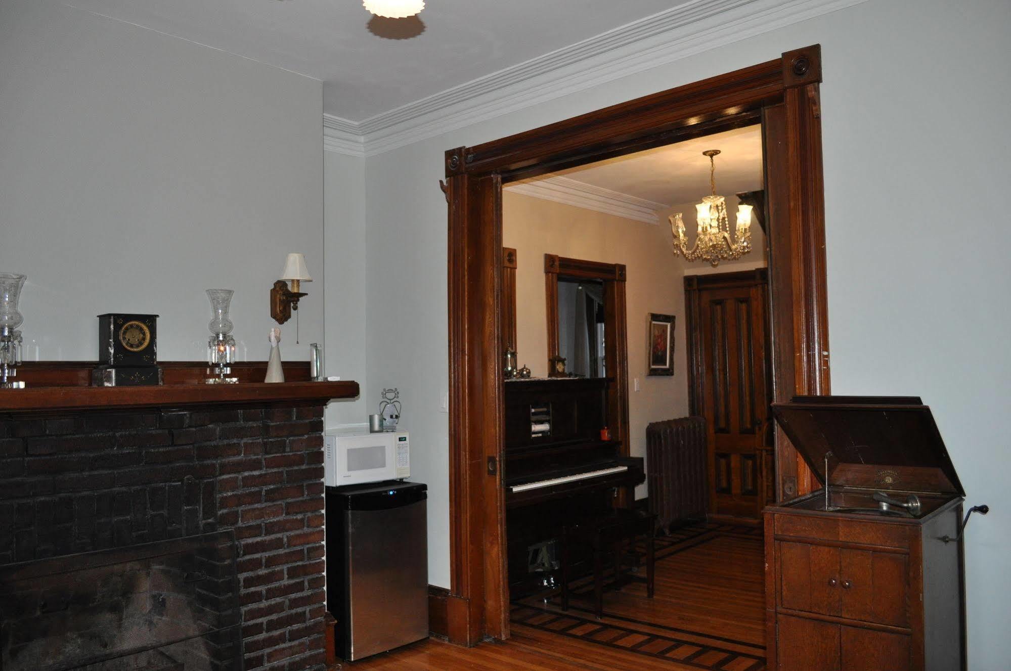 Summerside Inn Bed And Breakfast Extérieur photo