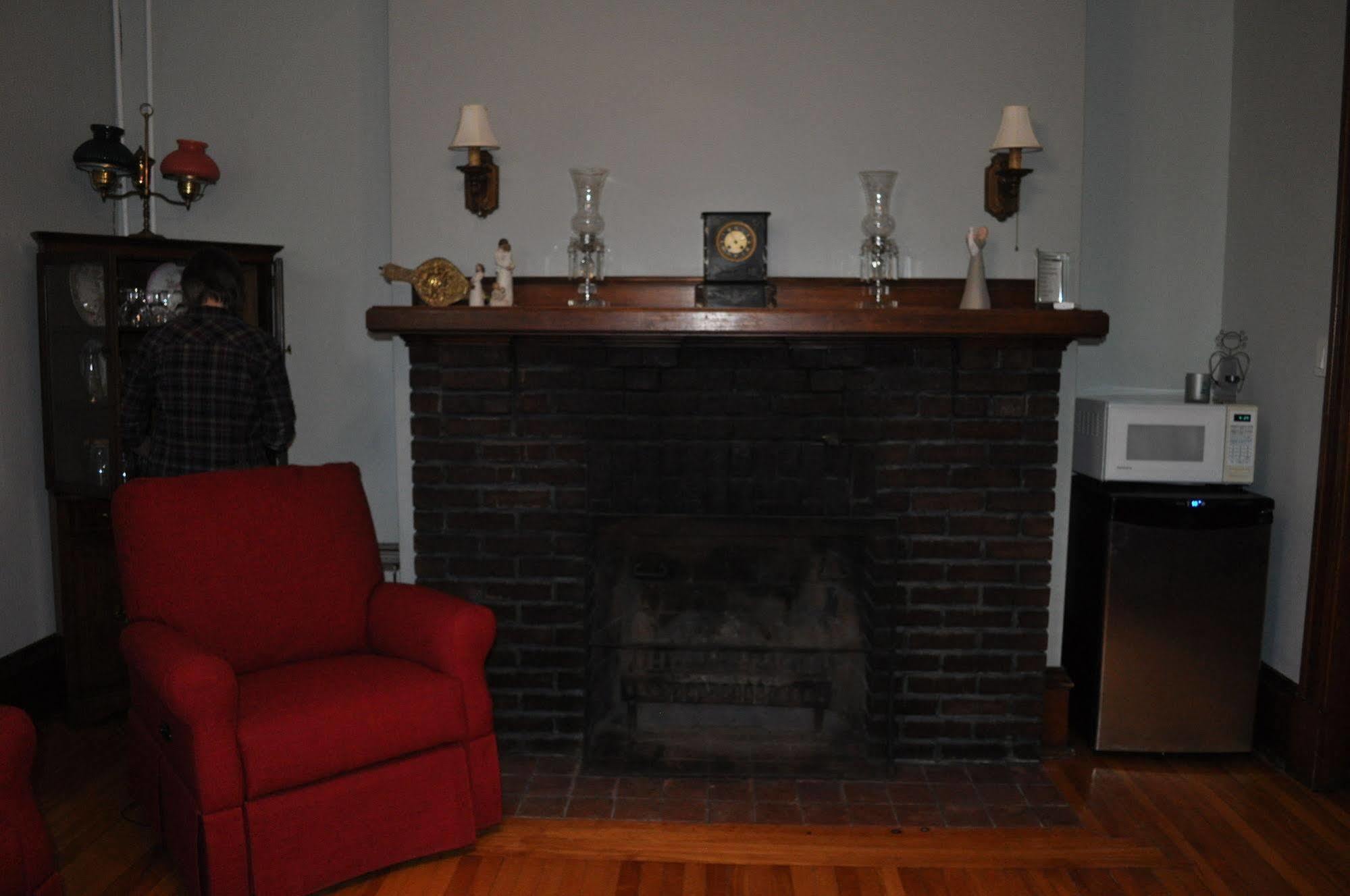 Summerside Inn Bed And Breakfast Extérieur photo